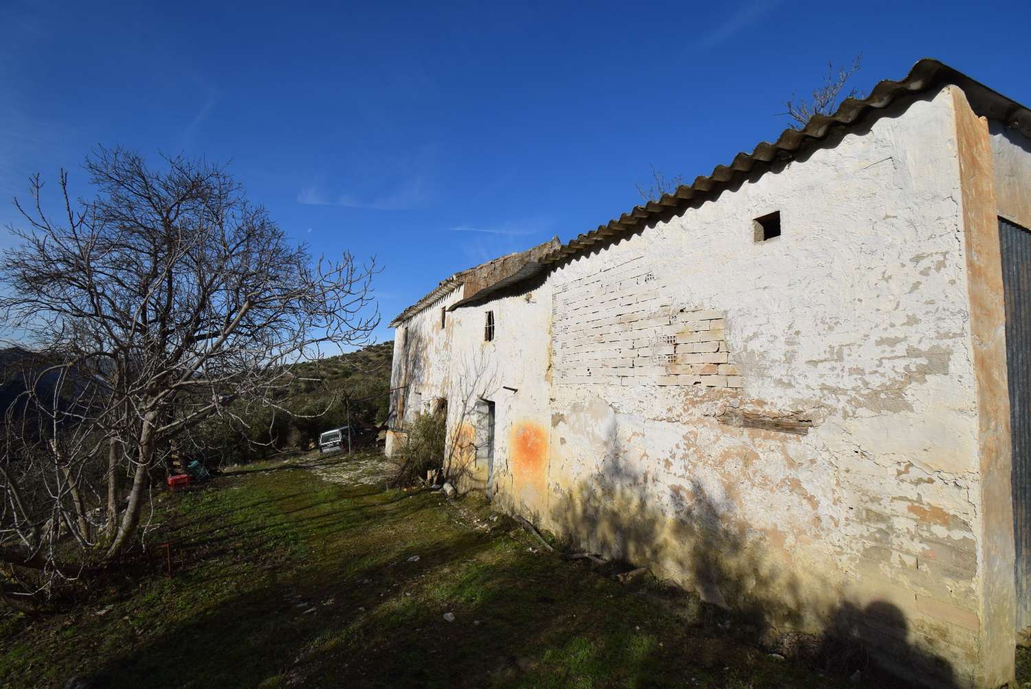 FINCA S CORTIJO NA REFORMU S KRÁSNÝMI VÝHLEDY