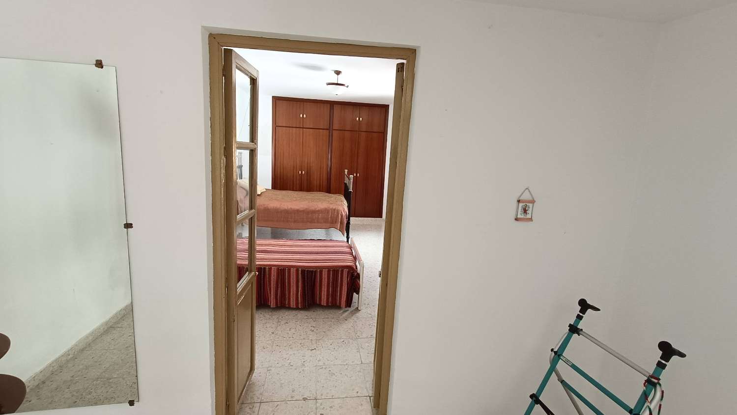 Tipica casa di paese con patio privato e molte possibilità