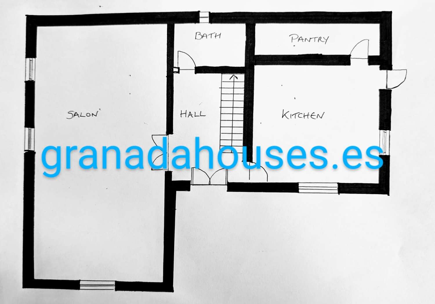 Belle maison de campagne indépendante hors réseau de 4 chambres et 3 salles de bains dans un bel endroit paisible